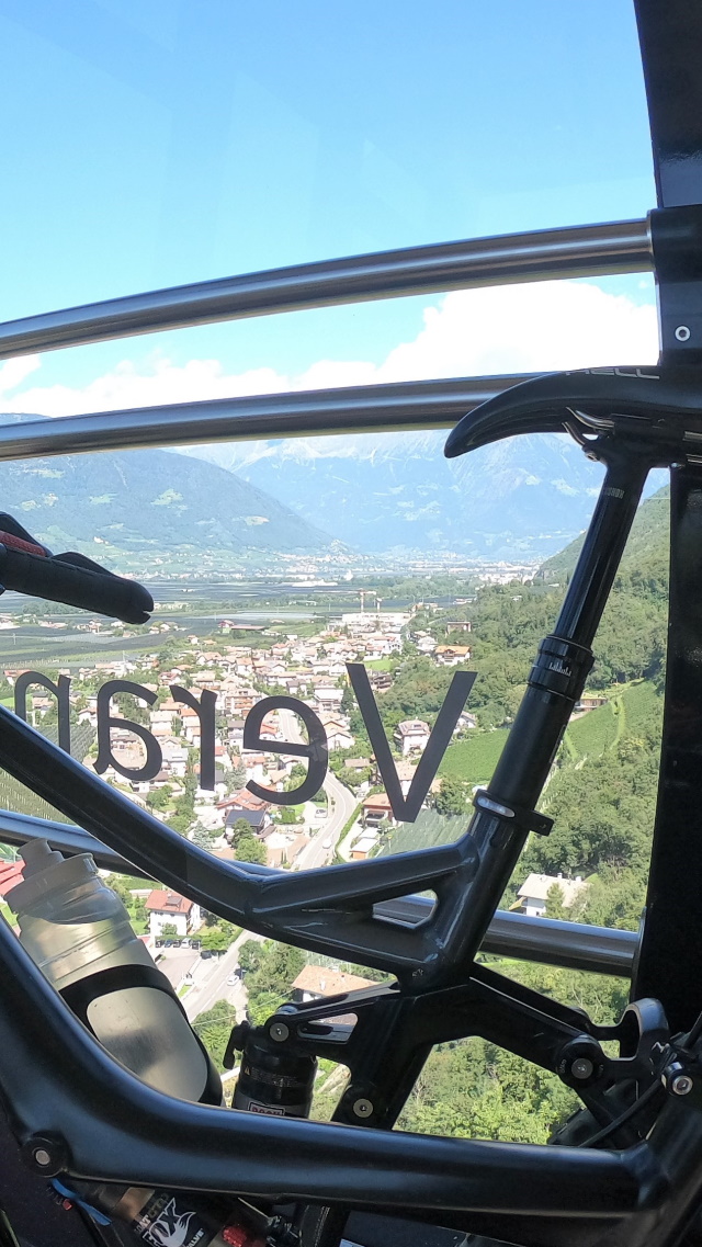 MTB in Seilbahn